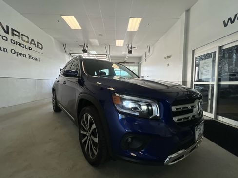 Used 2023 Mercedes-Benz GLB 250 4MATIC image 8
