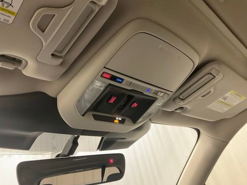 Certified 2024 Subaru Forester Limited w/ Convenience Package image 26