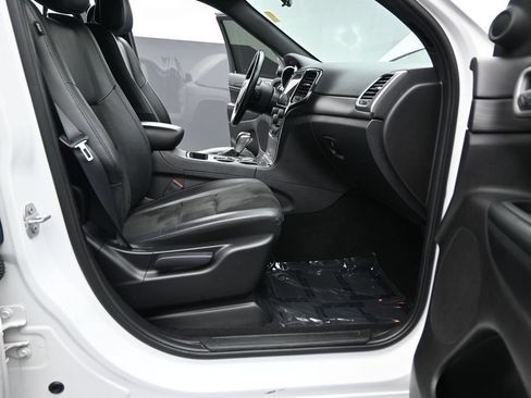 Used 2021 Jeep Grand Cherokee Laredo X RWD image 17
