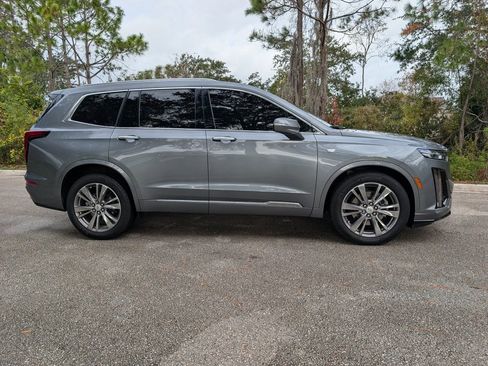 Used 2022 Cadillac XT6 Premium Luxury w/ Technology Package image 10