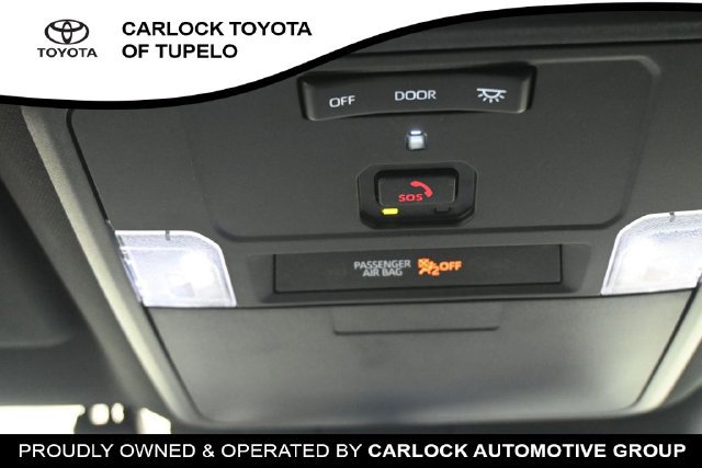 Used 2025 Toyota Tacoma TRD Off-Road AWD/4WD image 41