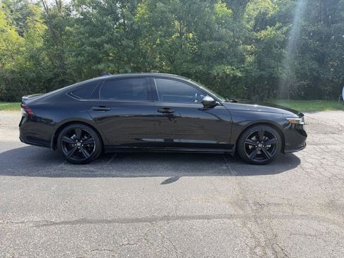 Used 2024 Honda Accord Sport image 6