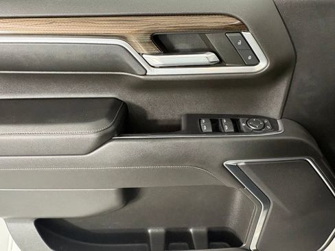 Certified 2022 Chevrolet Silverado 1500 LT AWD/4WD image 23
