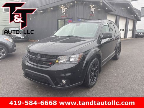 Used 2018 Dodge Journey SXT w/ Blacktop Package image 1