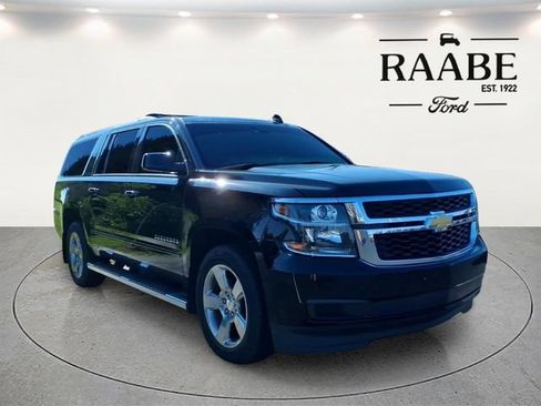 Used 2017 Chevrolet Suburban LS w/ All-Season Package AWD/4WD image 8