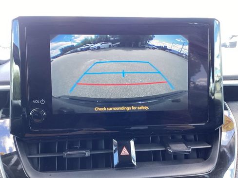Used 2024 Toyota Corolla LE FWD image 20