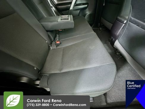 Used 2018 Toyota RAV4 XLE AWD/4WD image 29