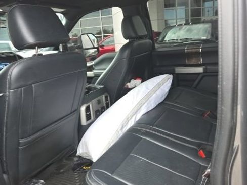 Used 2022 Ford F250 Lariat w/ FX4 Off-Road Package AWD/4WD image 13