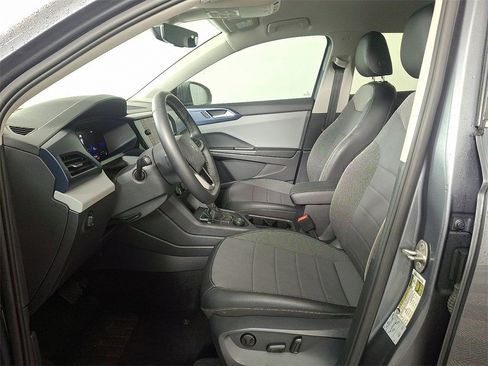 Used 2022 Volkswagen Taos SE w/ IQ.Drive SE Package image 15