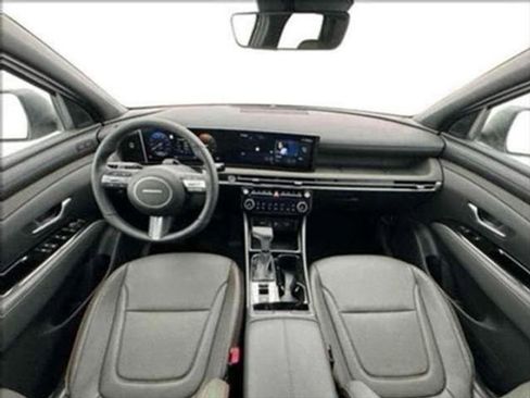 Used 2025 Hyundai Santa Cruz Limited image 14