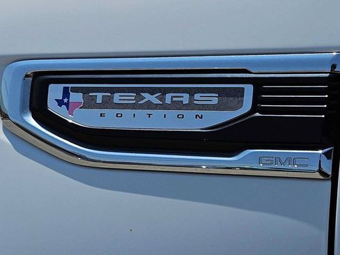 Used 2020 GMC Sierra 1500 SLT RWD image 13