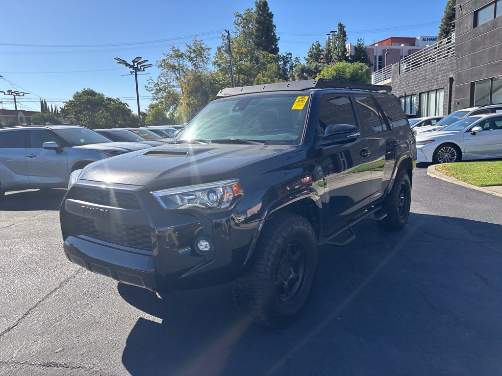Used 2022 Toyota 4Runner TRD Off-Road Premium w/ Moonroof Package AWD/4WD image 8