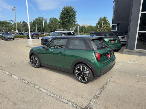 New 2026 MINI Cooper S FWD image 3