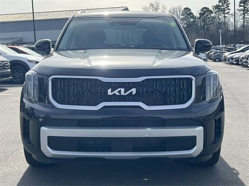 Used 2025 Kia Telluride EX w/ EX Captain's Chair Package image 46