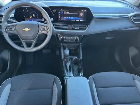 New 2026 Chevrolet TrailBlazer LT FWD image 17