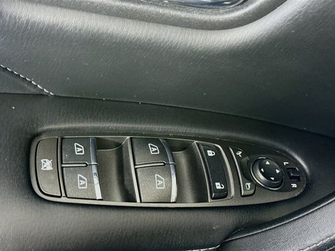 Used 2024 INFINITI QX80 Luxe image 24