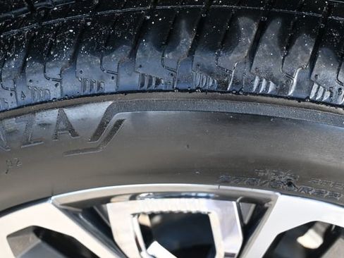 Used 2025 GMC Sierra 1500 Denali Ultimate image 30