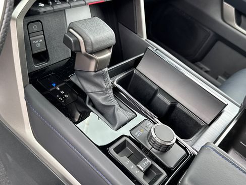 New 2026 Toyota Tundra Platinum image 27