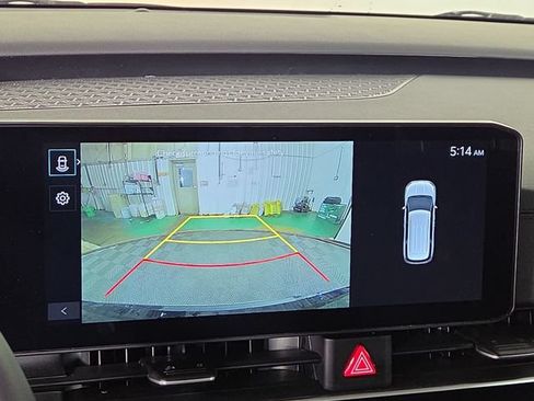Certified 2026 Kia Carnival LXS FWD image 18