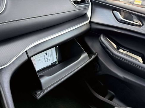 Certified 2025 Jeep Grand Cherokee L Laredo w/ Luxury Tech Group I AWD/4WD image 34
