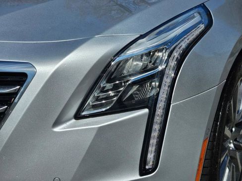 Used 2018 Cadillac CT6 Luxury image 25