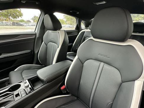 Certified 2026 Kia K5 GT-Line FWD image 14