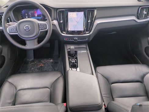 Used 2024 Volvo S60 B5 Core image 18