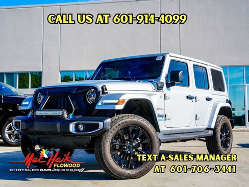 Used 2022 Jeep Wrangler Unlimited Sahara image 1
