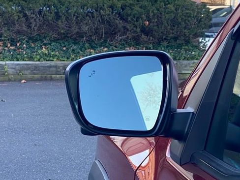 Used 2022 Nissan Frontier PRO-4X image 12