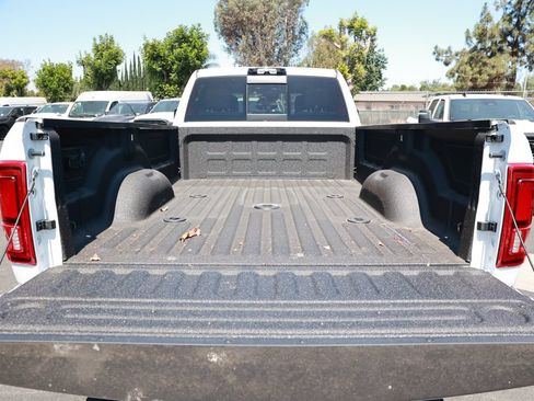 New 2026 RAM 3500 Big Horn AWD/4WD image 34