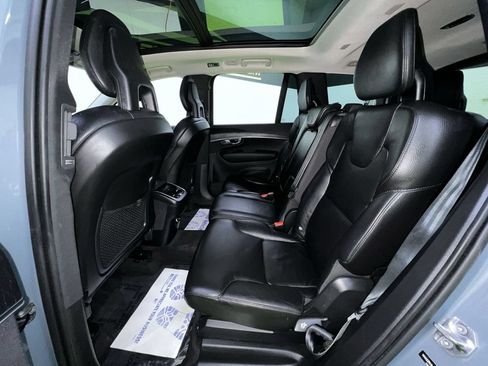 Used 2020 Volvo XC90 T6 Momentum w/ Protection Package Premier AWD/4WD image 28