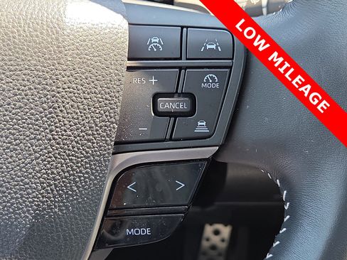 Used 2025 Toyota Camry SE FWD image 22
