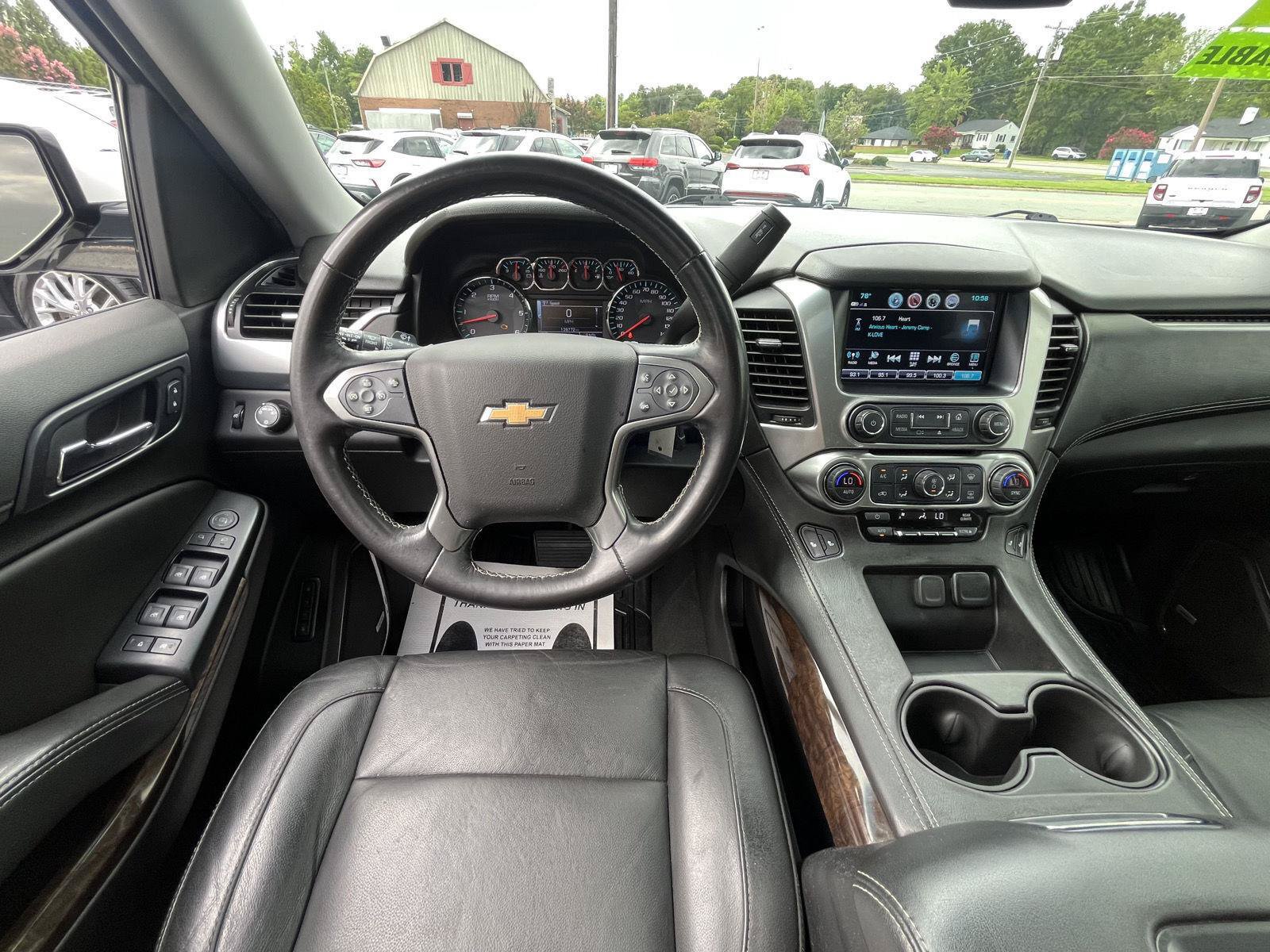 Used 2019 Chevrolet Suburban LT AWD/4WD image 6