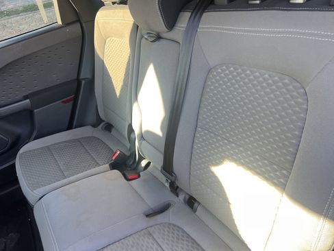 Used 2020 Ford Escape SE image 15