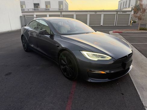 Used 2022 Tesla Model S Standard Range image 4