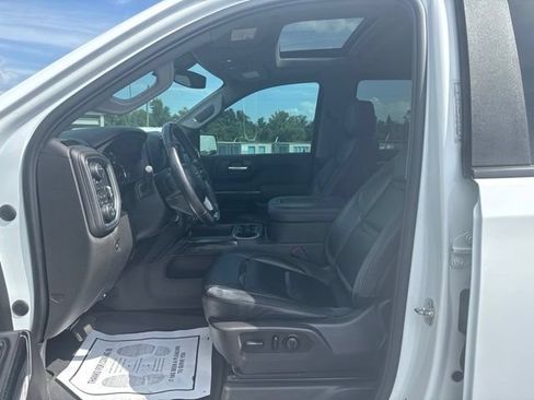 Used 2021 Chevrolet Silverado 1500 RST w/ Convenience Package II AWD/4WD image 12
