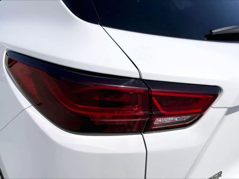 Certified 2023 Chevrolet Blazer LT image 28