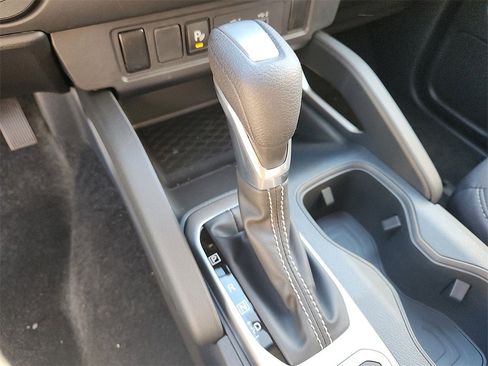 New 2026 Nissan Frontier SV w/ Tow Package image 7