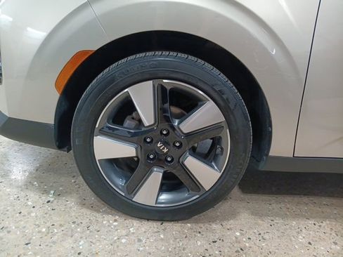 Used 2020 Kia Soul EX image 35