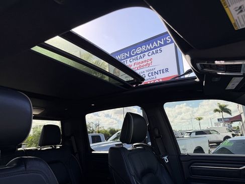 Used 2019 RAM 1500 Limited AWD/4WD image 12
