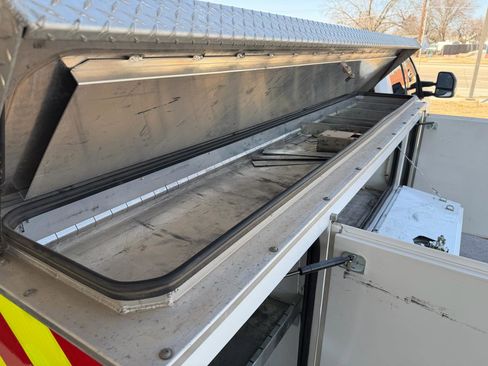 Used 2021 Ford F350 XLT image 25