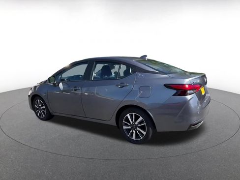 Used 2025 Nissan Versa SV FWD image 10