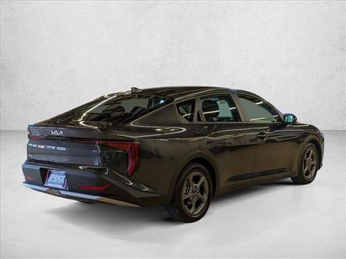 Used 2025 Kia K4 FWD image 5