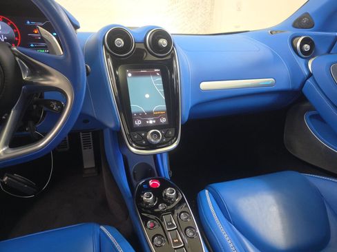 Used 2023 McLaren GT RWD image 7