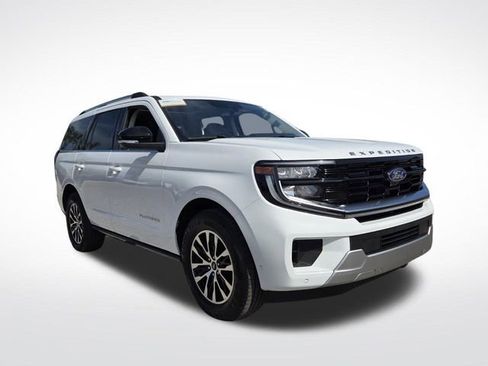 Certified 2025 Ford Expedition Platinum AWD/4WD image 1