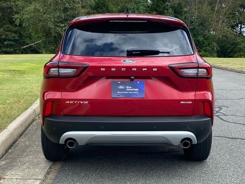 Certified 2023 Ford Escape Active w/ Tech Pack #2 image 5