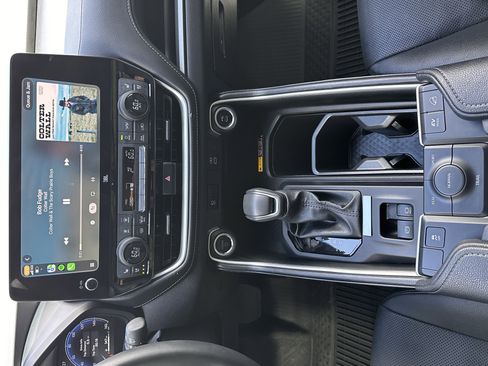 Used 2025 Toyota Grand Highlander AWD Hybrid image 34