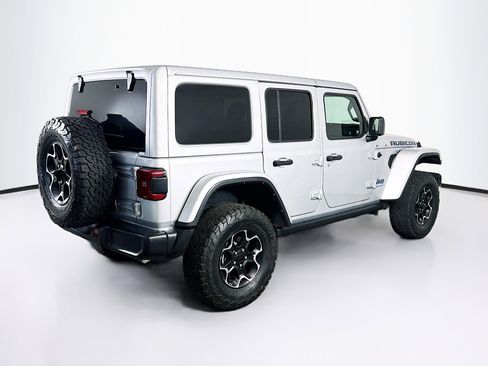 Used 2023 Jeep Wrangler Unlimited Rubicon 4xe w/ Cold Weather Group AWD/4WD image 9