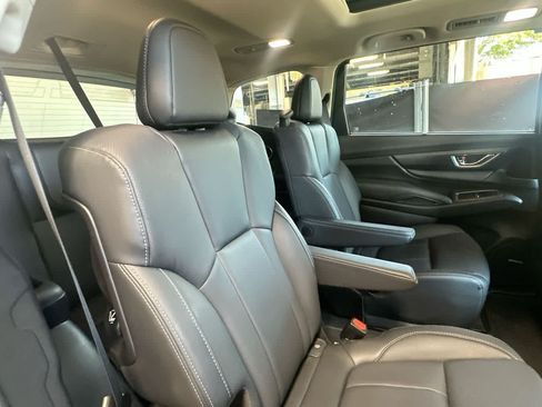 Used 2025 Subaru Ascent Limited AWD/4WD image 26
