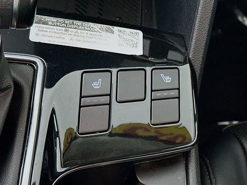 Used 2023 Kia Sportage EX image 28